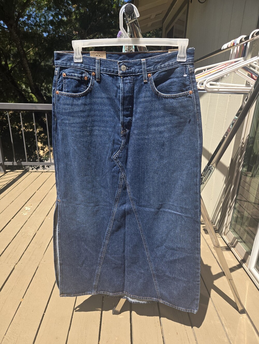 Women's Levi's Iconic Long Denim Jean Maxi Skirt Dark Wash Size 31